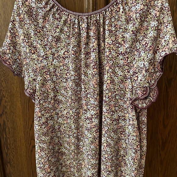 Max Studio Women’s shirt, floral multi with ruffle sleeves and tie neck, 1X - Picture 4 of 6